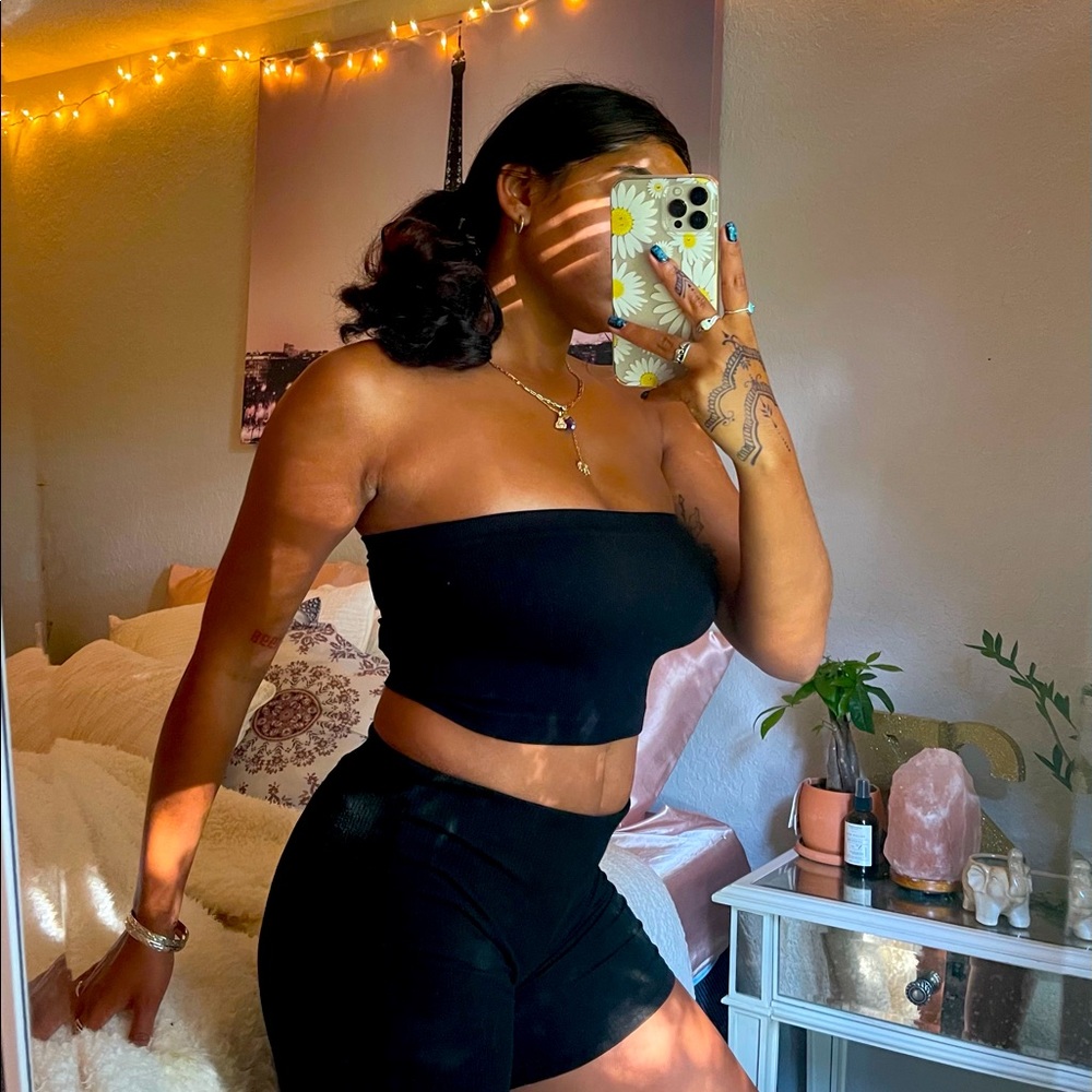 Black Strapless Top